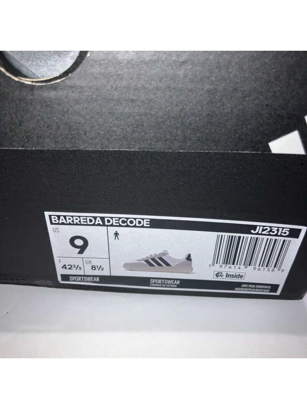 adidas Barreda Decode JI2315 Men’s 9 White Black Grey Sneakers New